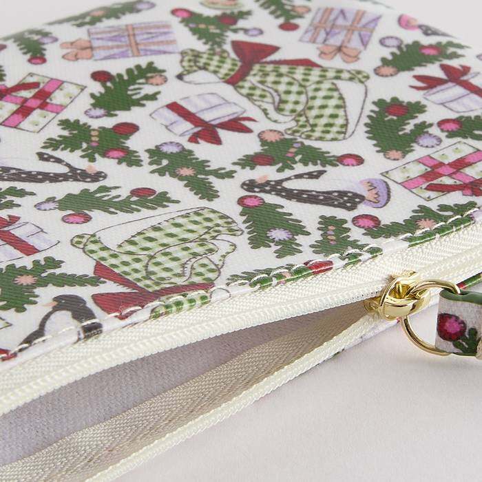 Female Zip Purse Christmas House Cream 1