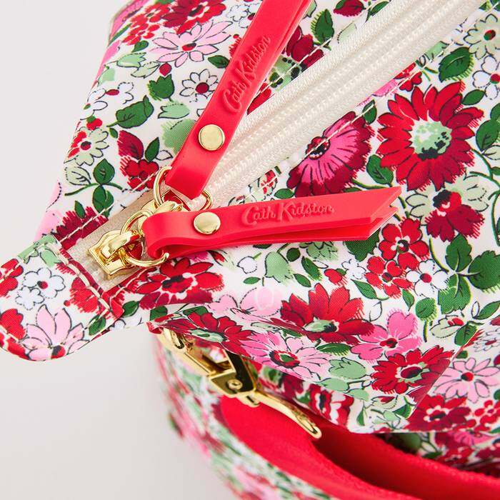 Female Overnight Bag Archive Ditsy Red 1