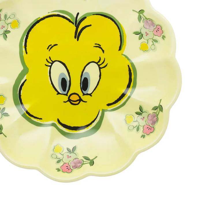 LT Scallop Dish Tweety  Yellow 1