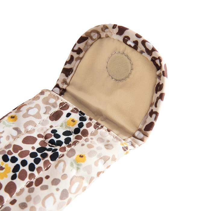 Female Glass Case Cath Animal Yellow 1