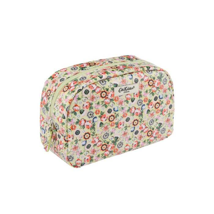 Female Cosmetic Bag Pearly Queen Ditsy Cream 1