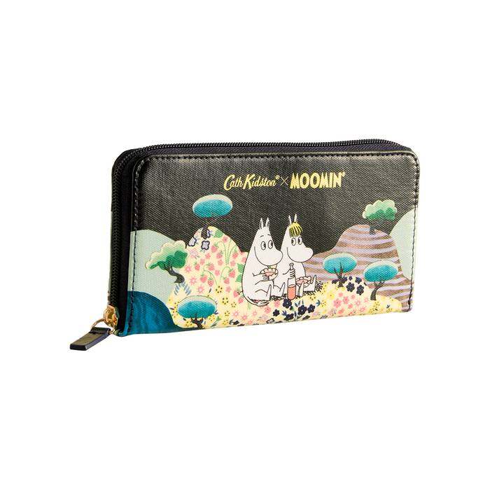 Female Continental Wallet Moomin Valley Green