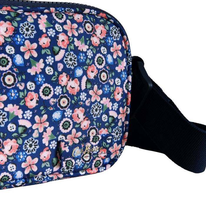 Female Utility Crossbody Pearly Queen Ditsy Navy 1