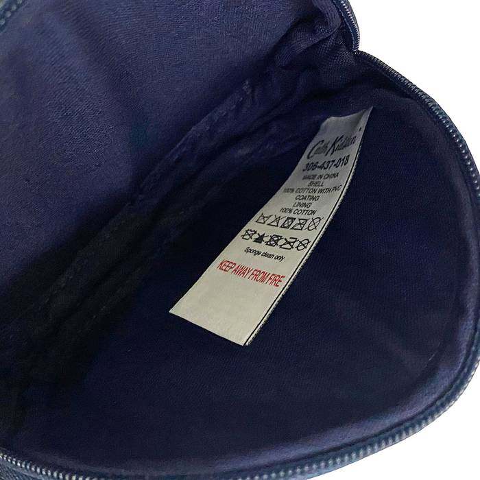 Female Oval Coin Purse Raindrops Navy 1