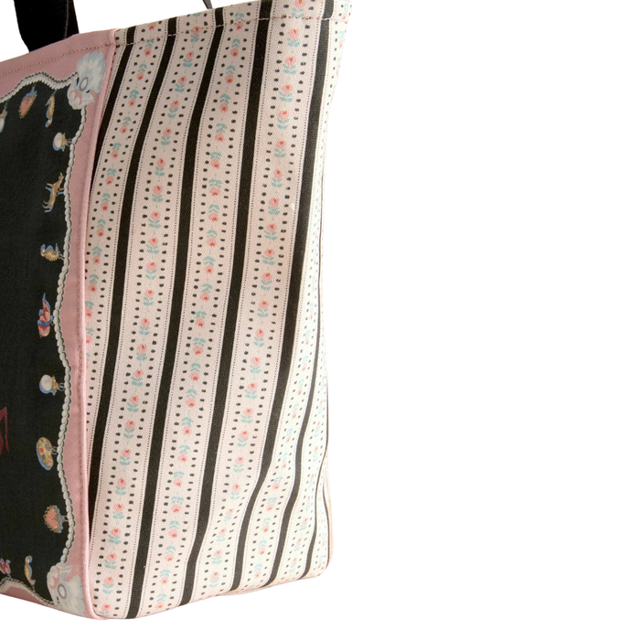 Female Beach Bag Swan Pink 1