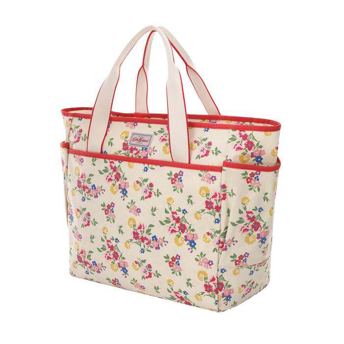 The Road Trip Tote Summer Floral Warm Cream 1