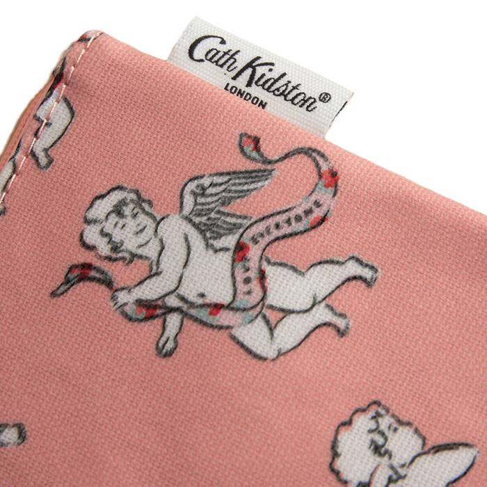 Female Zip Purse Cupids Pink 1