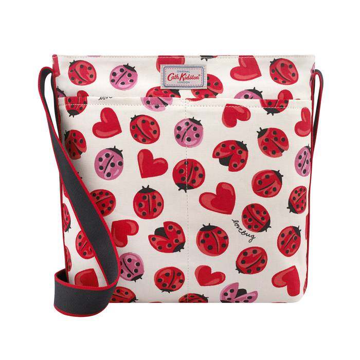 Zipped Messenger Bag Lovebugs Warm Cream