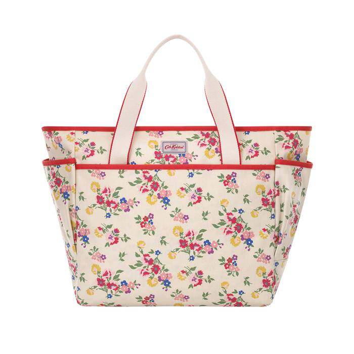 The Road Trip Tote Summer Floral Warm Cream