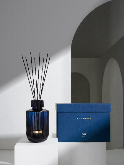 Aromatic Candle in the archetype collection
