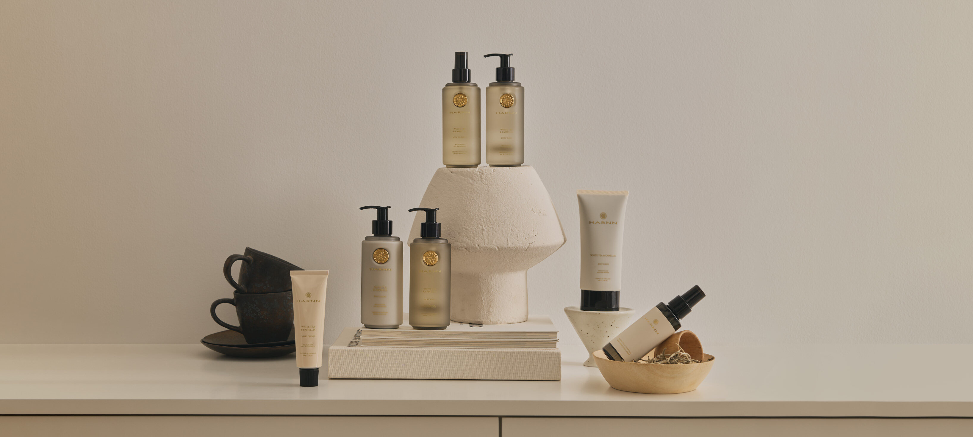 White Tea & Camellia Collection